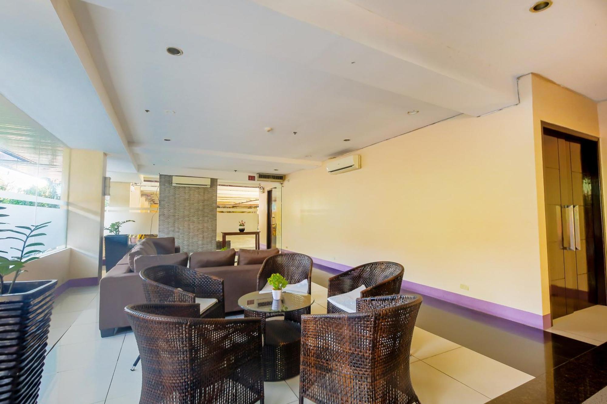 Hotel Cote D' Azure Las Piñas Exterior foto